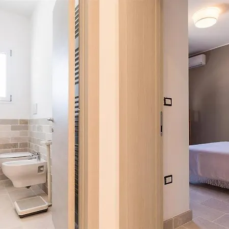 Sleeps 6 Pool Wifi Villa *
