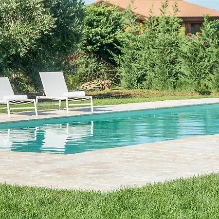 Sleeps 6 Pool Wifi Villa Mesagne